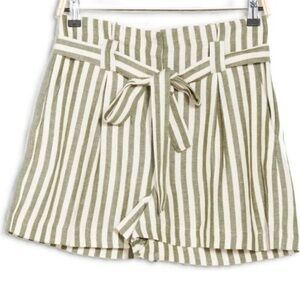 L'AGENCE Alex Linen olive/ivory stripe Shorts